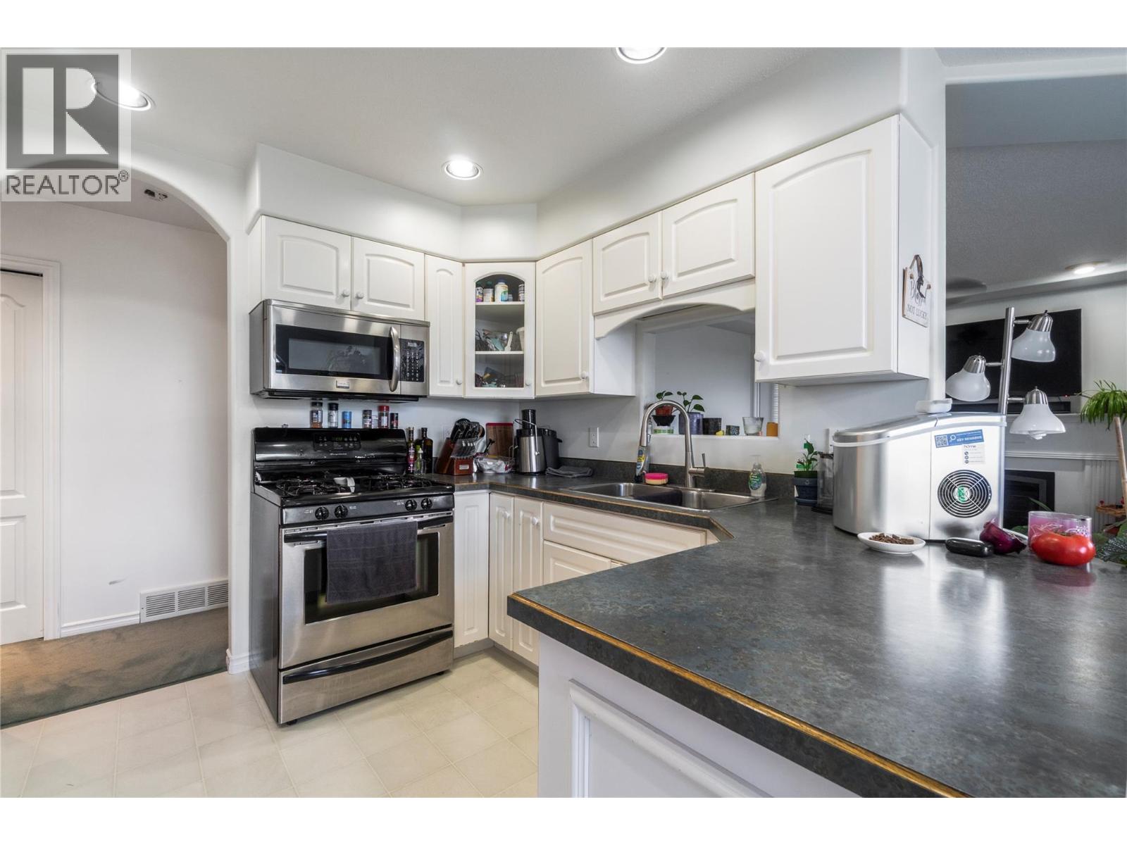 650 17 Street SE, Salmon Arm