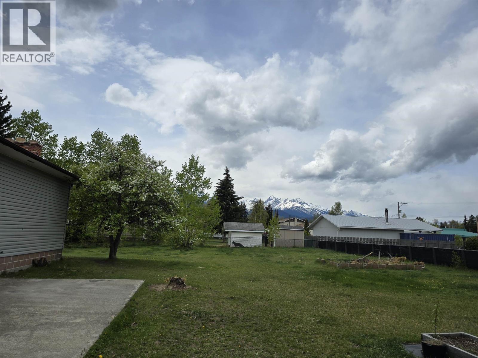1410 7TH AVENUE - 8
