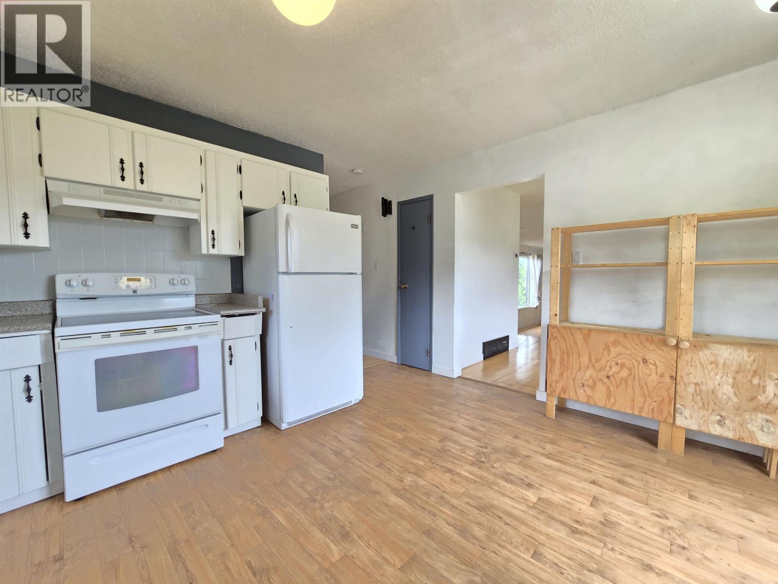 1410 7TH AVENUE - 13