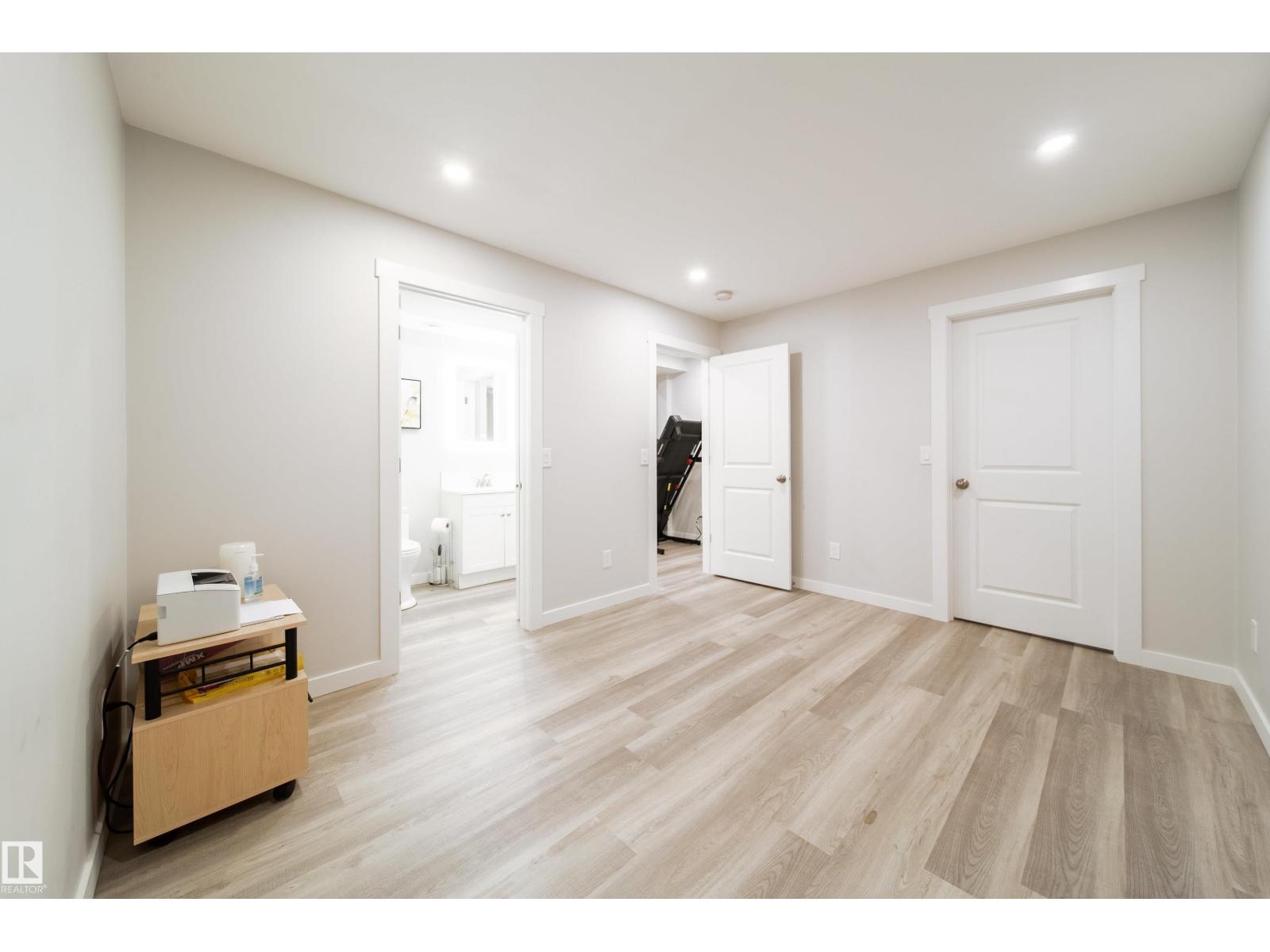 22931 96 AV NW - 37