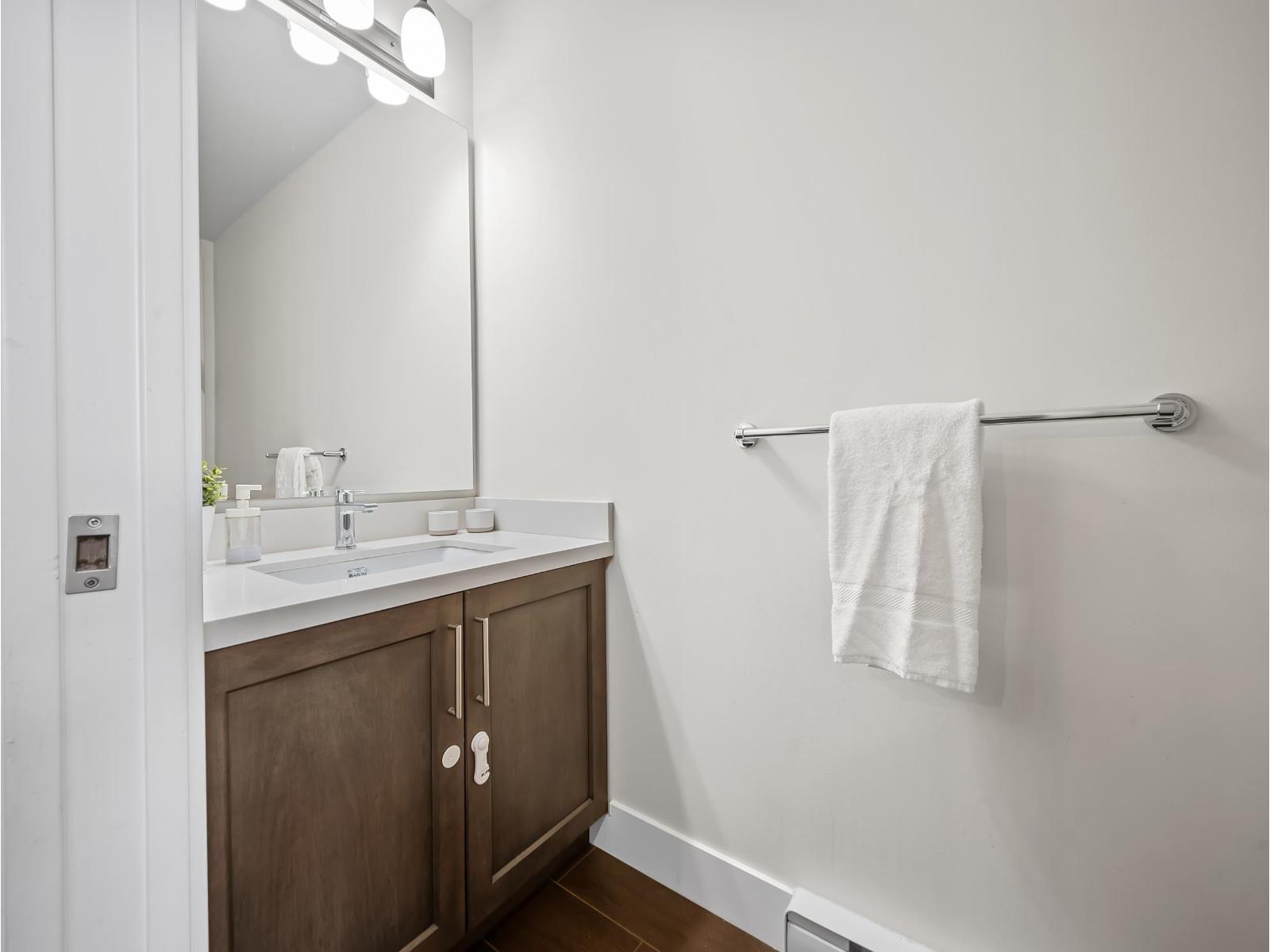 115 16528 24A AVENUE, Surrey