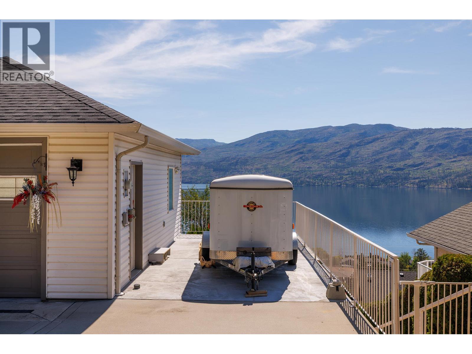 5273 Sutherland Road - 34