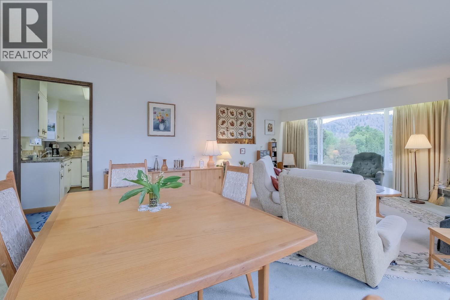 326 CARMEL Crescent - 6