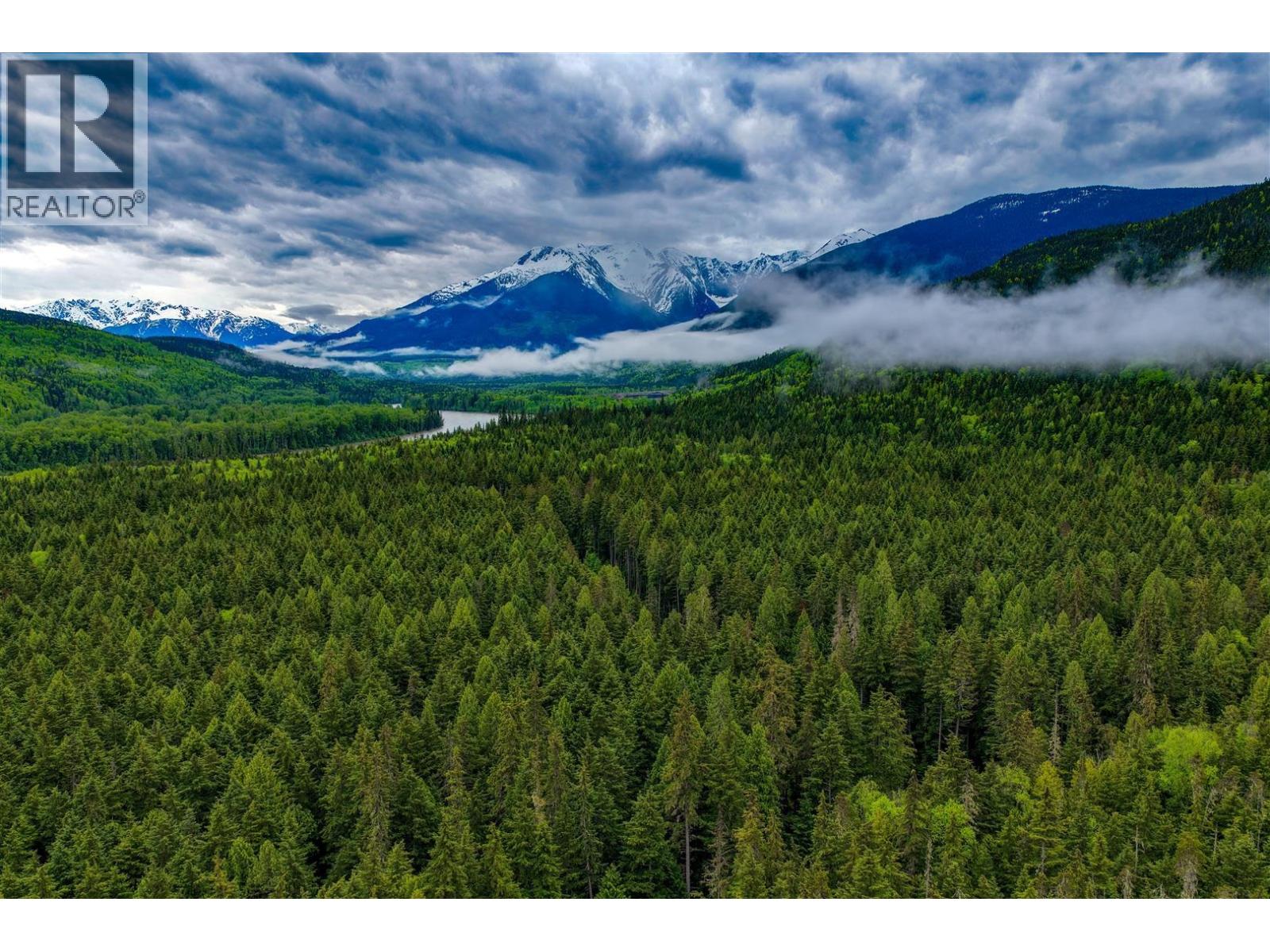 DL4772 SKEENA RIVER, Terrace