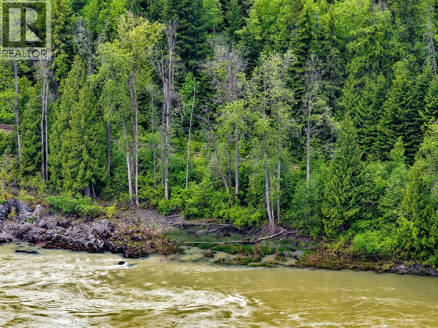 DL4772 SKEENA RIVER, Terrace