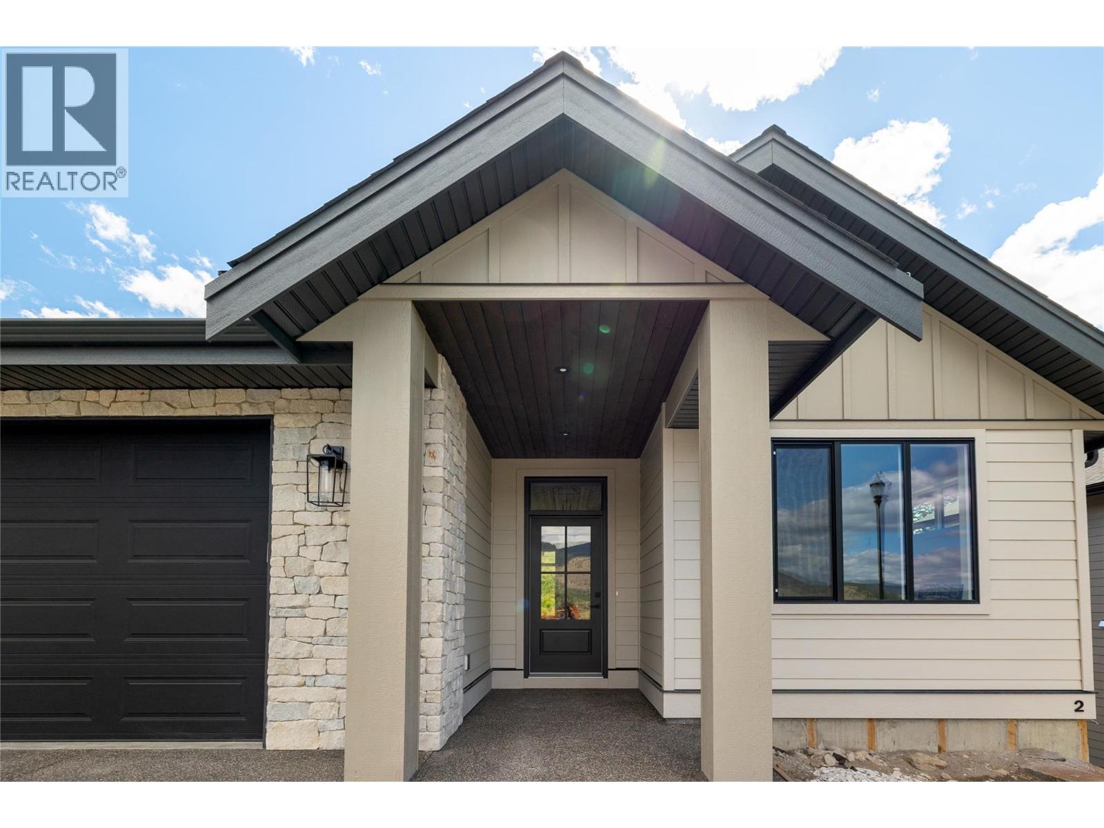 2125 Montenegro Drive, Kelowna
