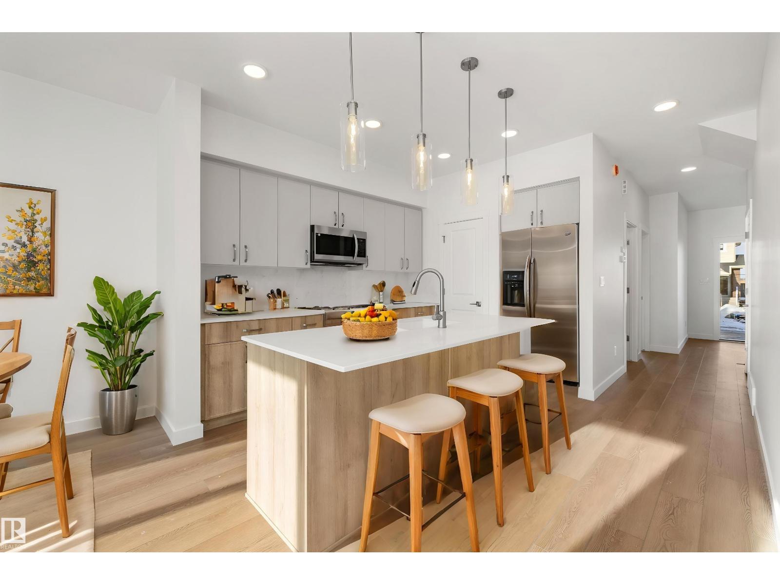 18855 29 AV NW - 9