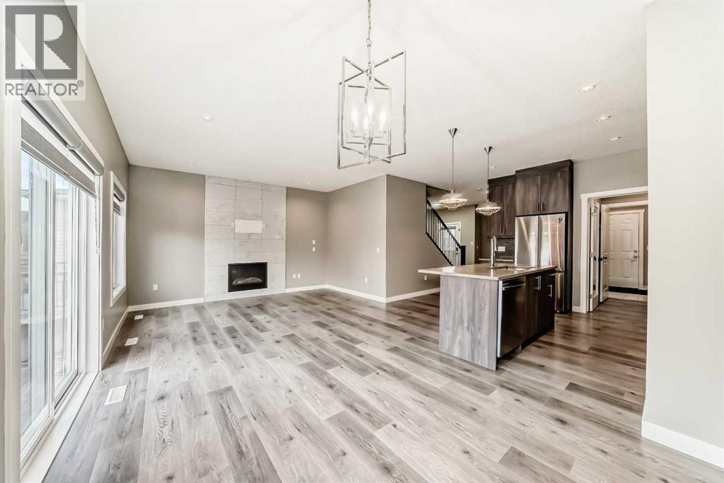 122 Legacy Glen Crescent SE - 14