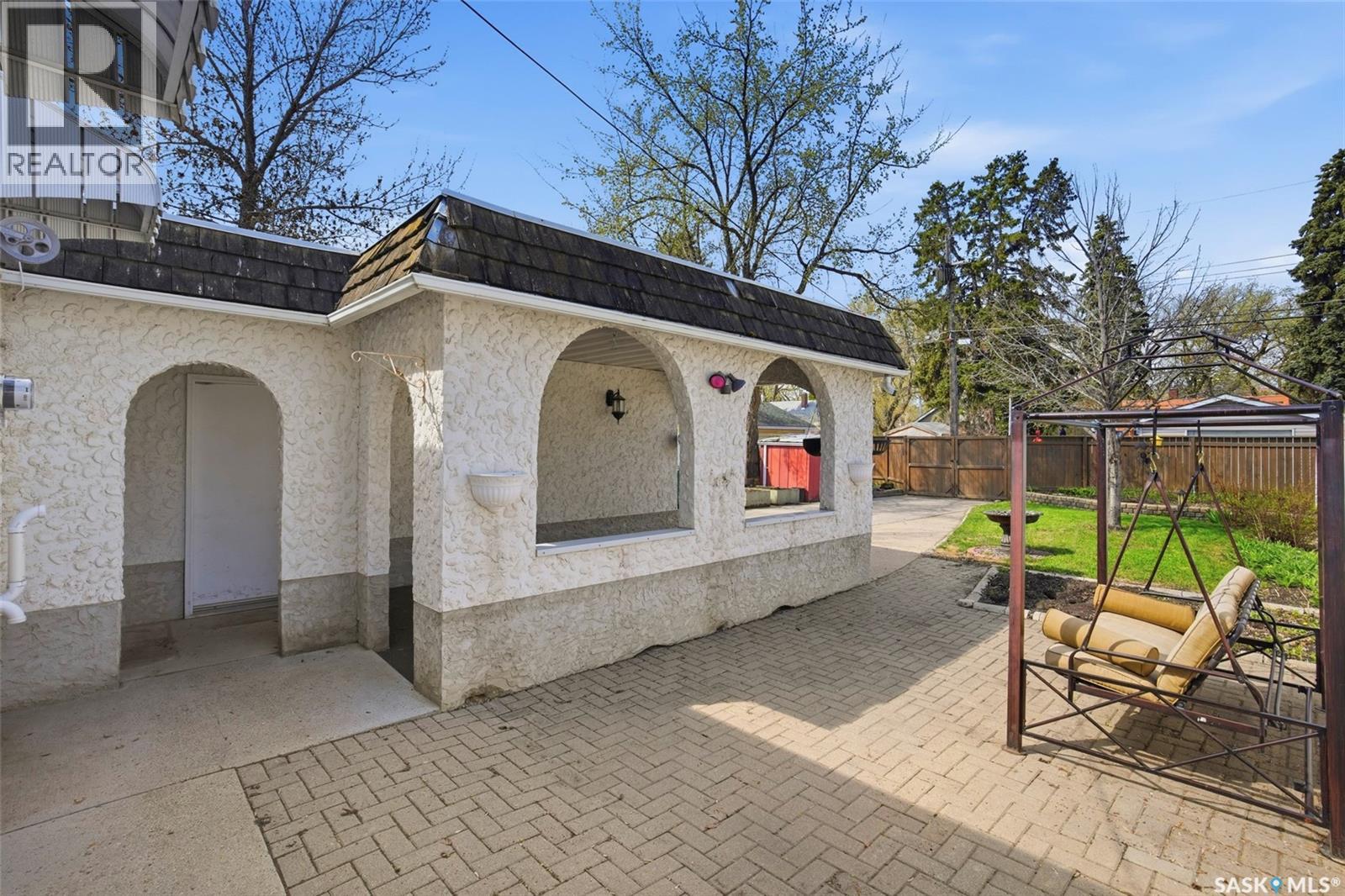 721 H AVENUE S - 33