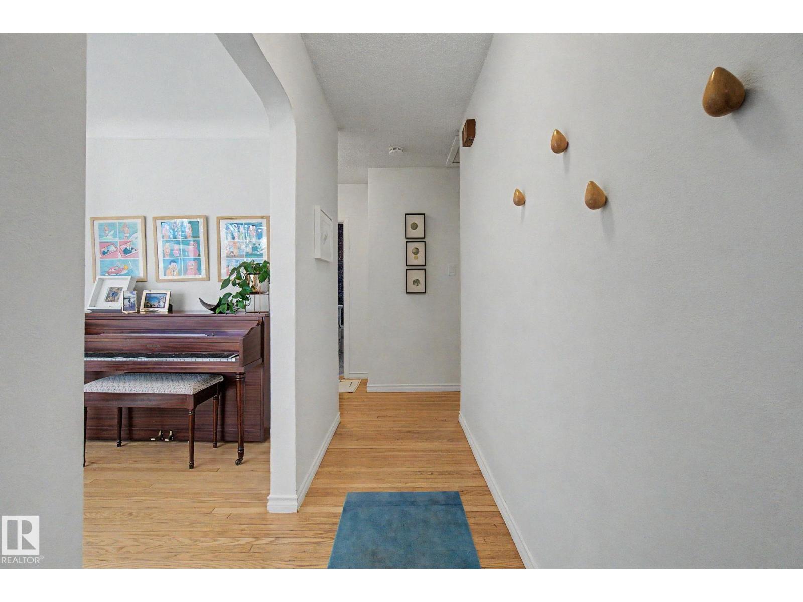 7550 81 AV NW NW - 9
