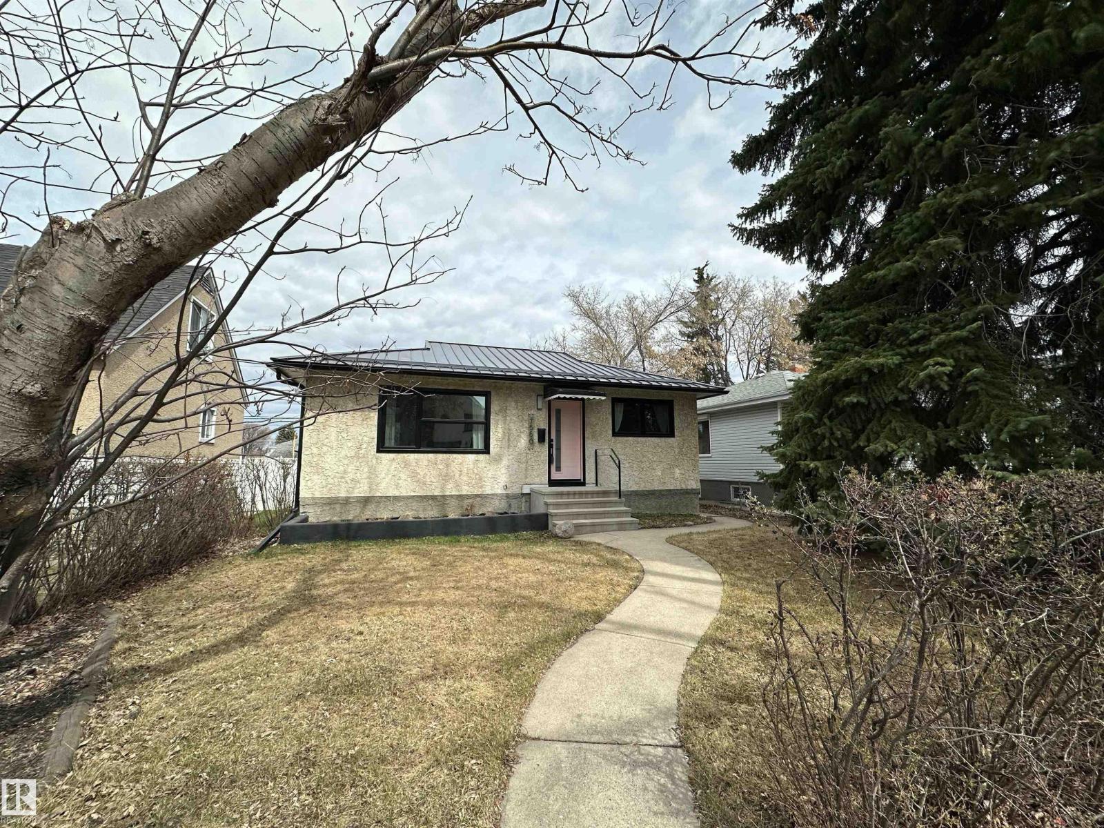 7550 81 AV NW NW - 70