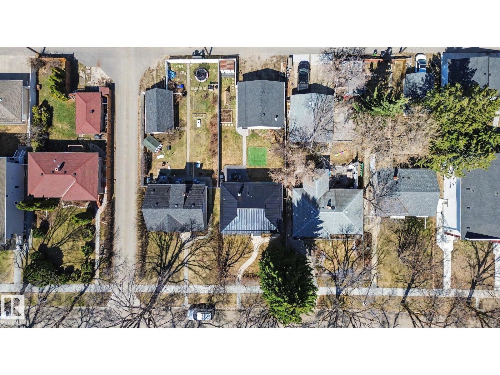 7550 81 AV NW NW - 65