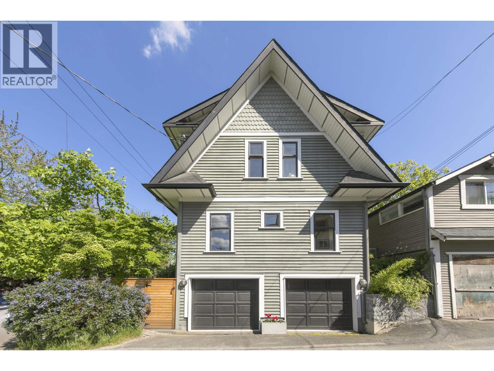 1608 WOODLAND DRIVE, Vancouver