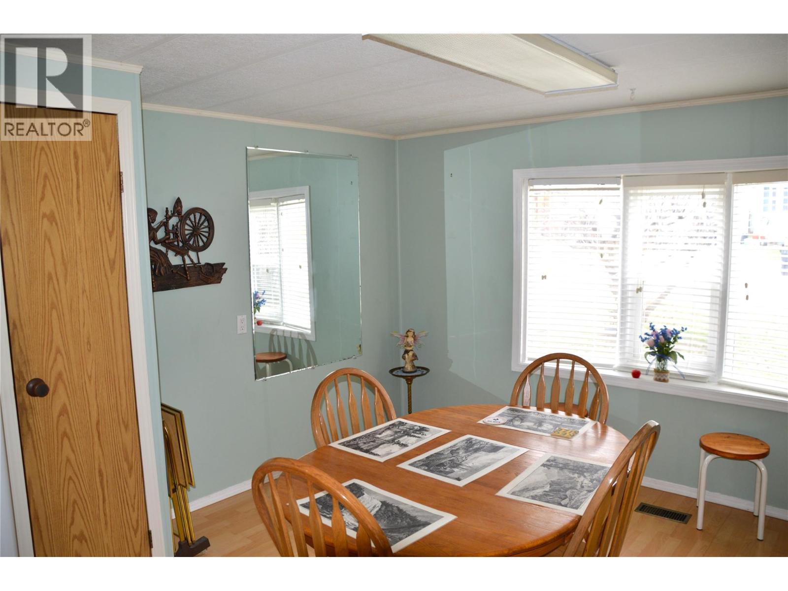 13-566 Coburn Street - 8