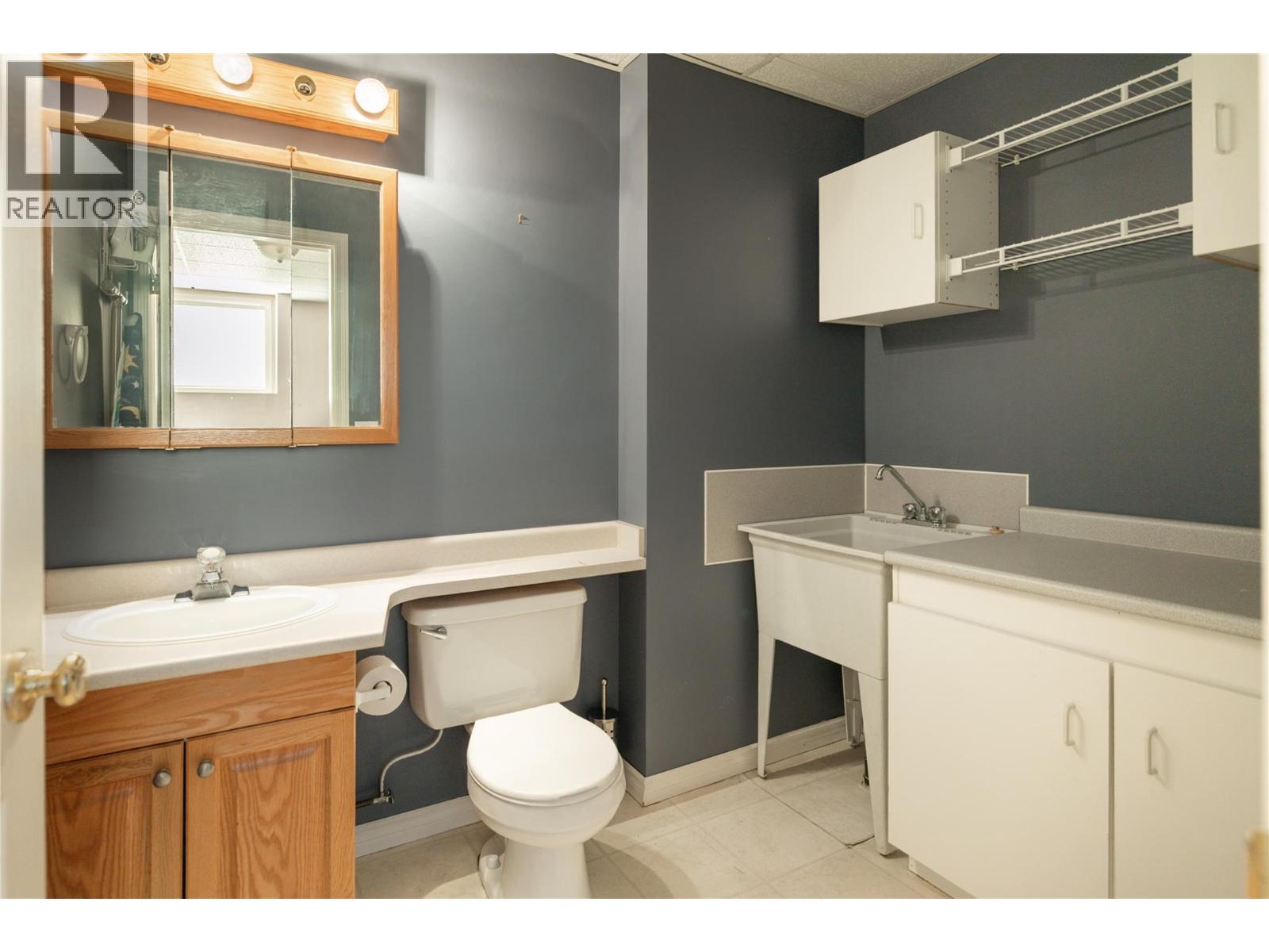 3825 GLEN CANYON Drive Unit# 101, West Kelowna