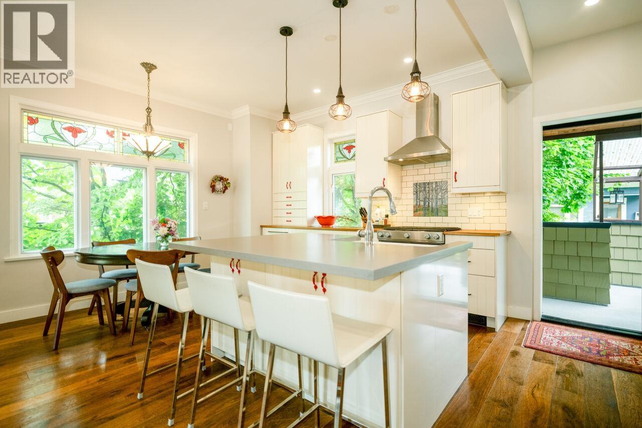 401 E KING EDWARD AVENUE, Vancouver