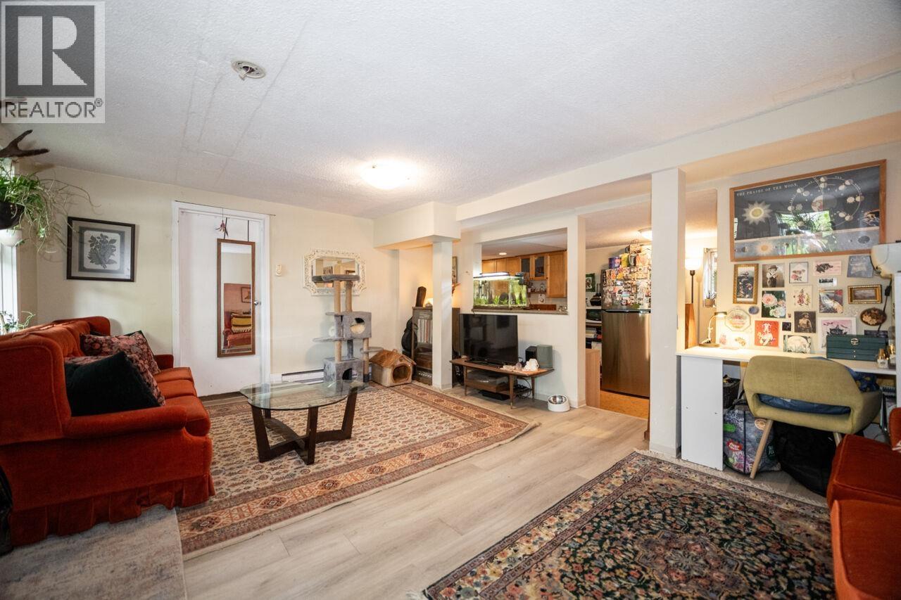 401 E KING EDWARD AVENUE, Vancouver