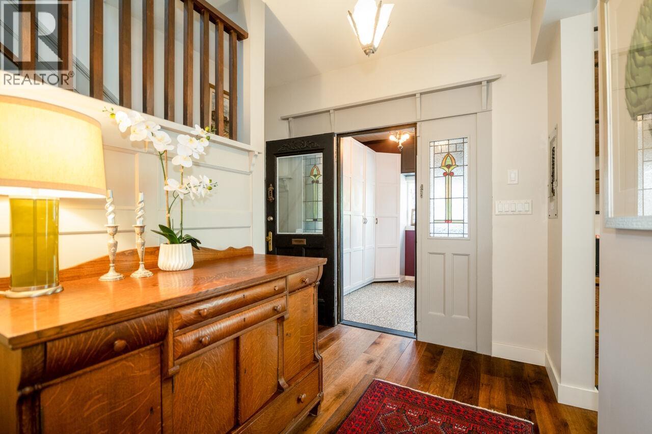 401 E KING EDWARD AVENUE, Vancouver