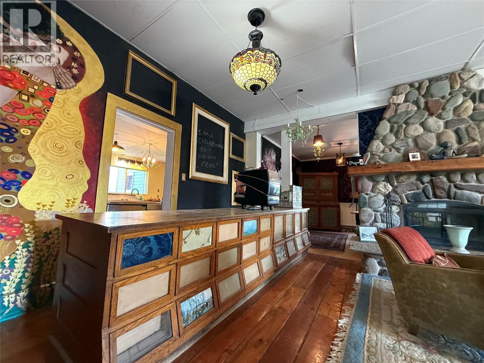 9215 Main Avenue - 11