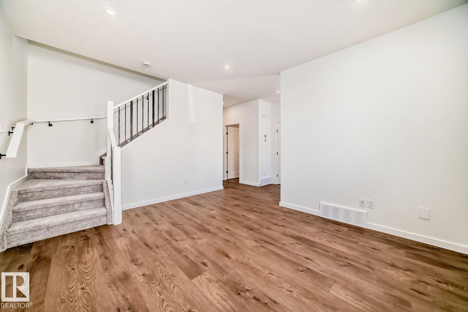 1365 AINSLIE WD SW - 25