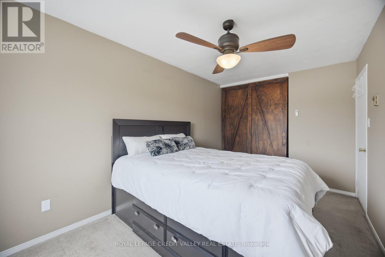 #4 2 PARKVIEW DRIVE - 17