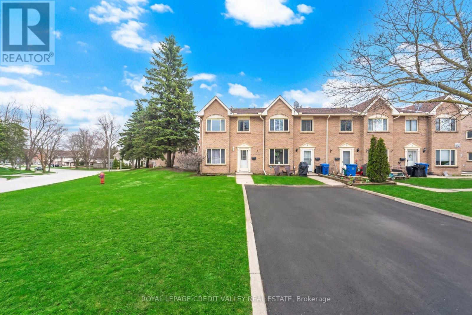 #4 2 PARKVIEW DRIVE - 2