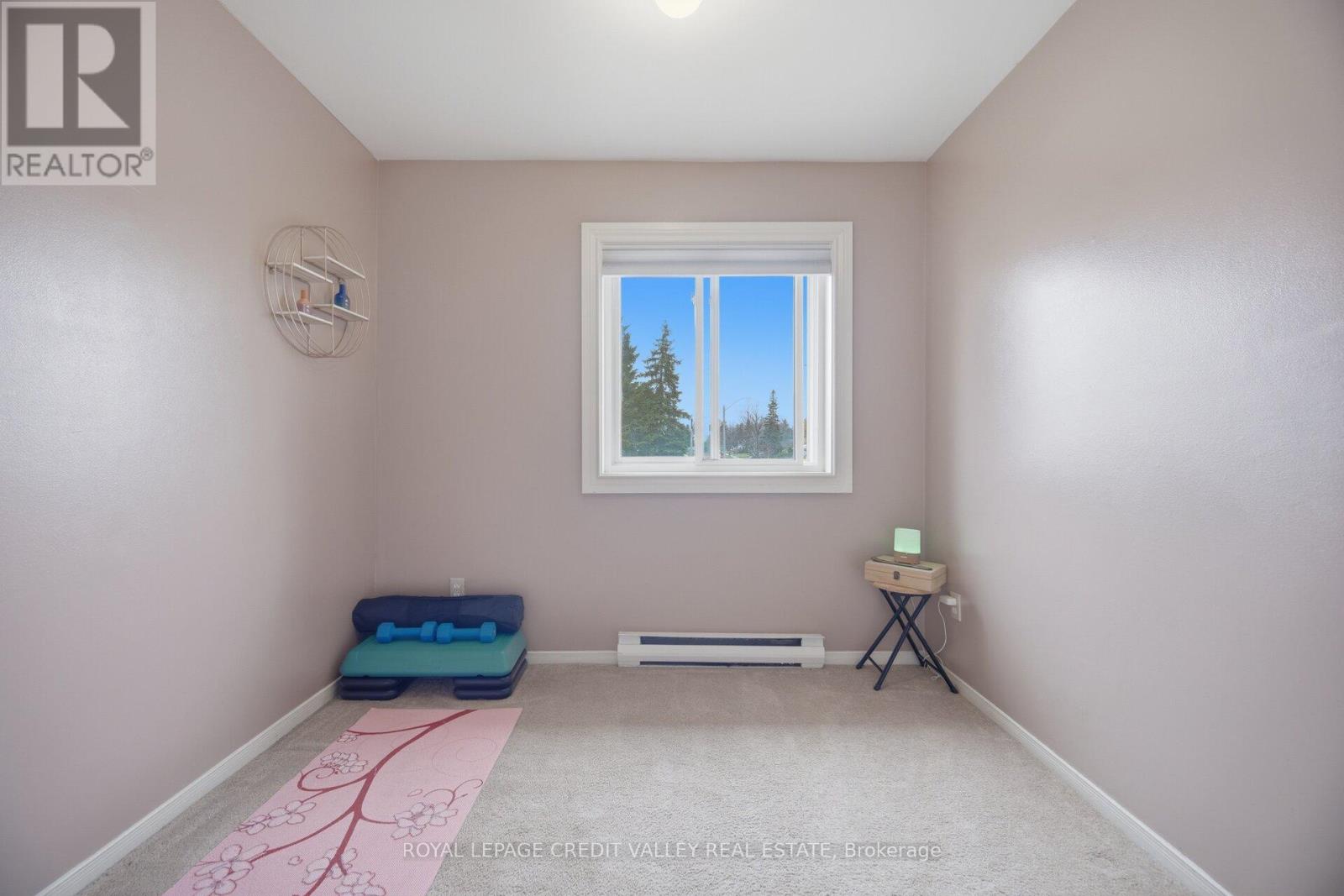 #4 2 PARKVIEW DRIVE - 20