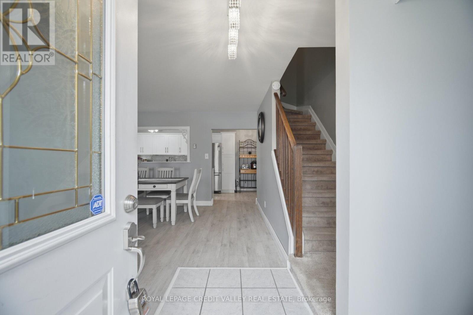 #4 2 PARKVIEW DRIVE - 4