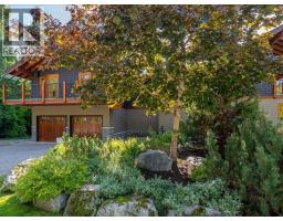 8745 Idylwood Place, Whistler, BC V8E0G1 Photo 15