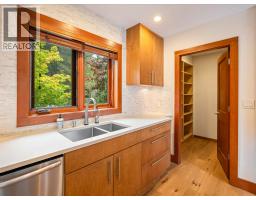 8745 Idylwood Place, Whistler, BC V8E0G1 Photo 17