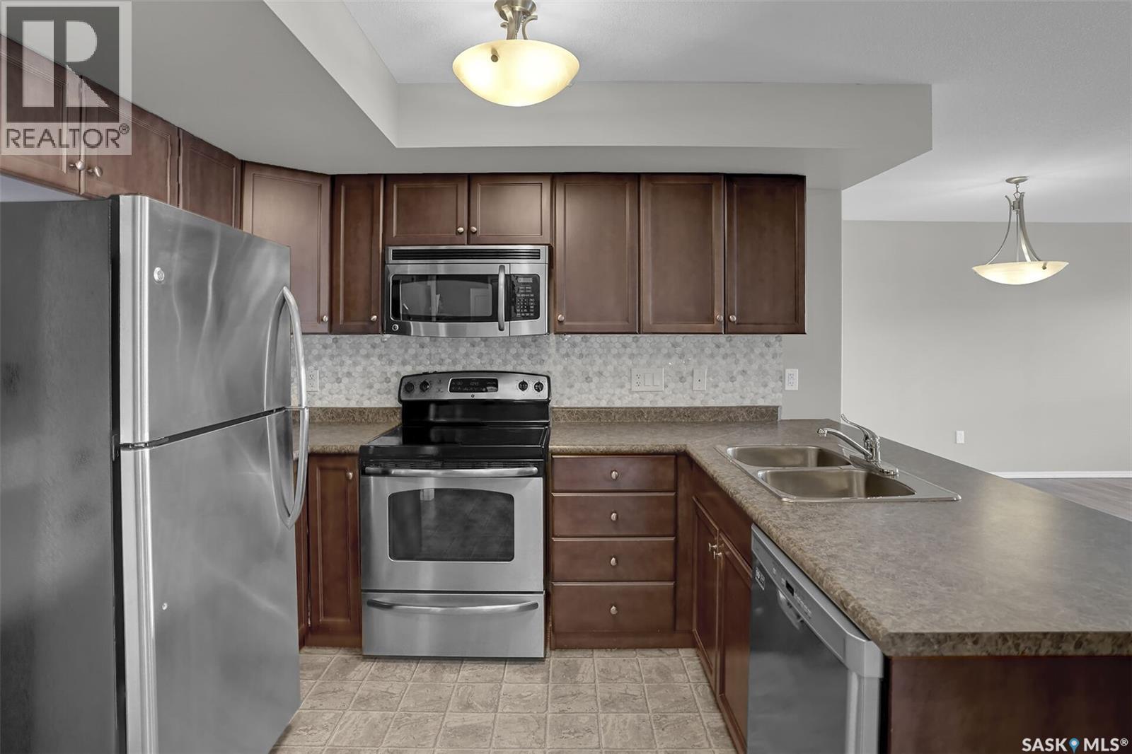 #108 2351 WINDSOR PARK ROAD - 4