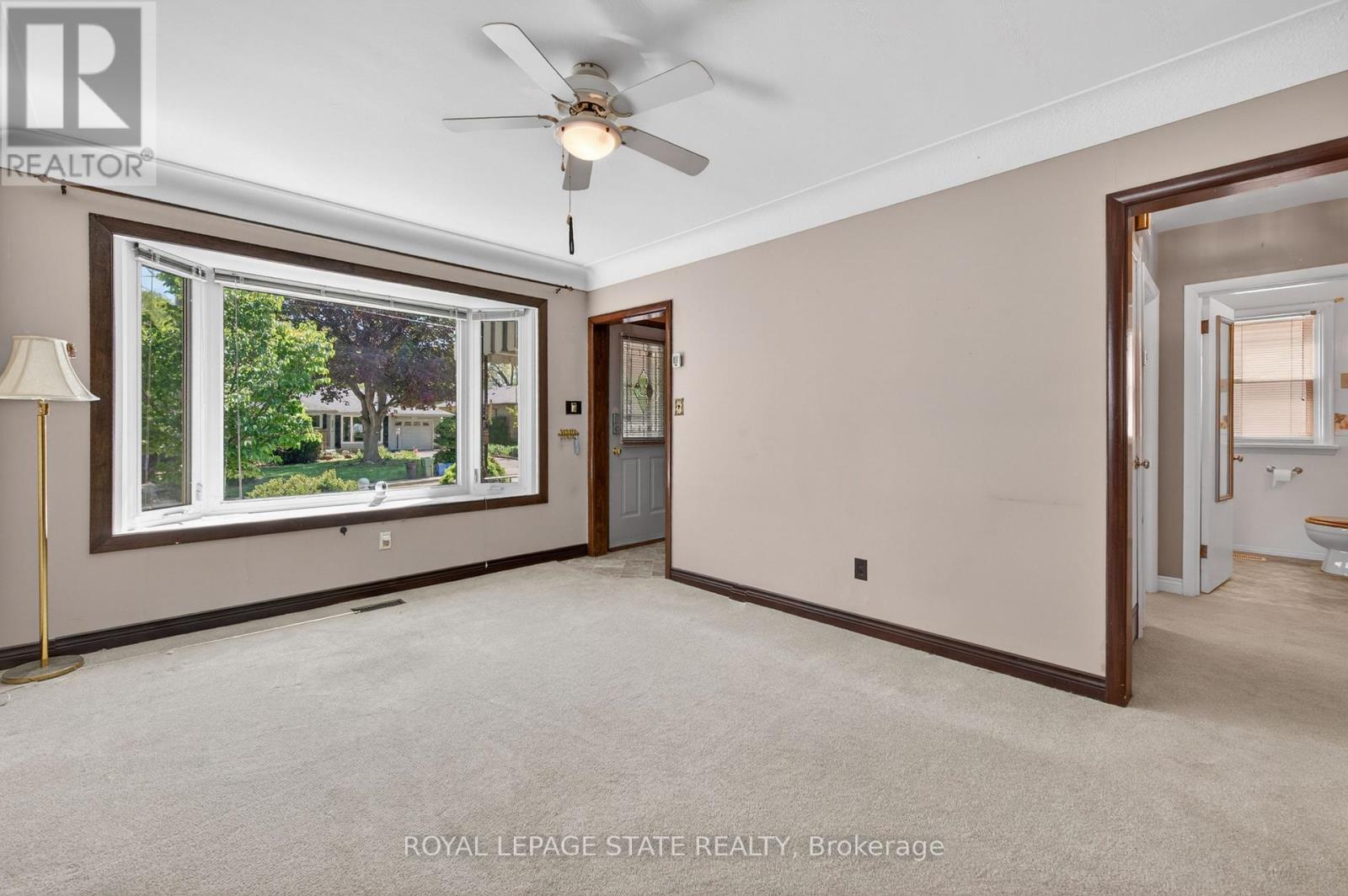 16 BRODICK STREET - 12
