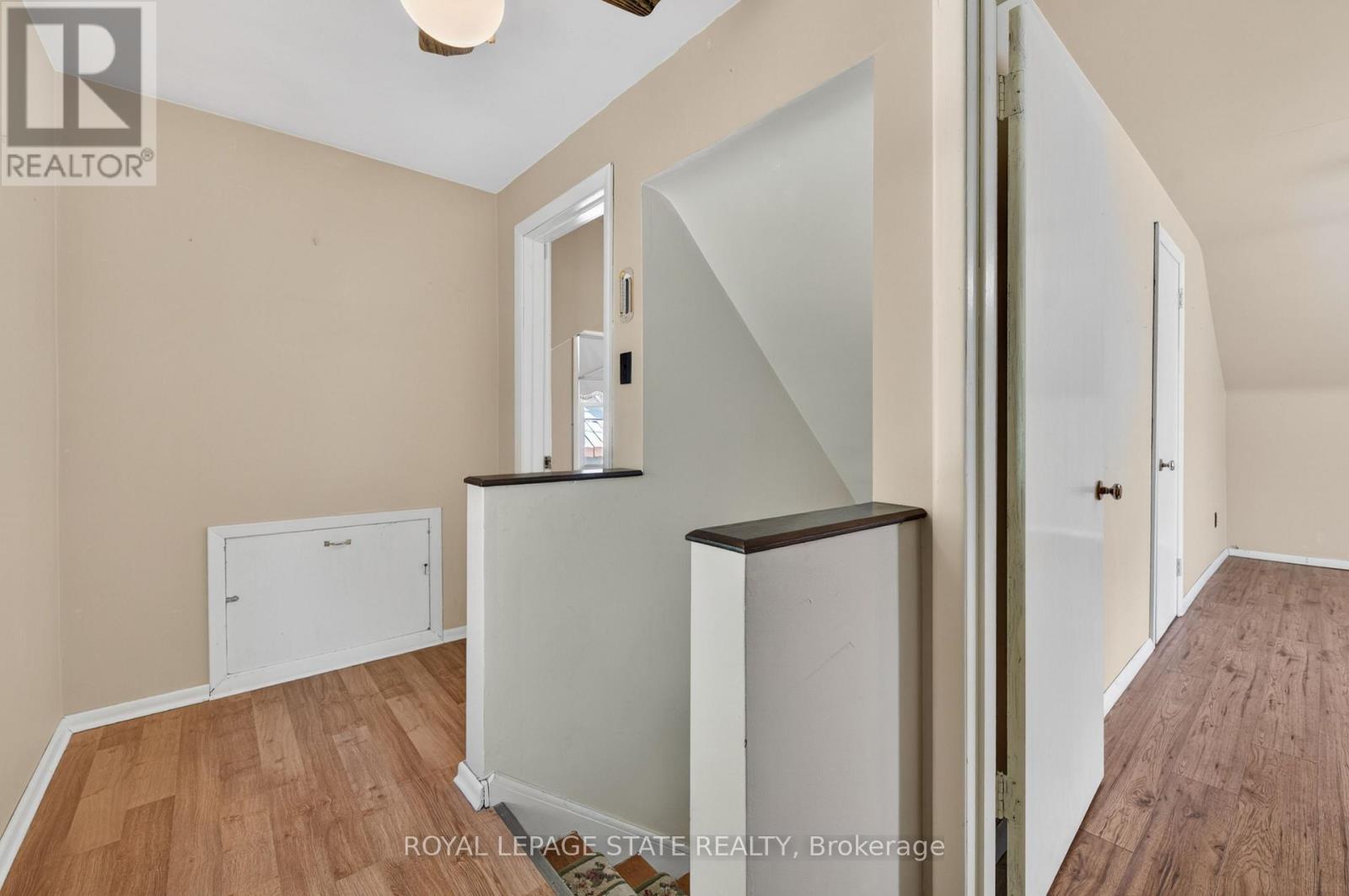 16 BRODICK STREET - 25