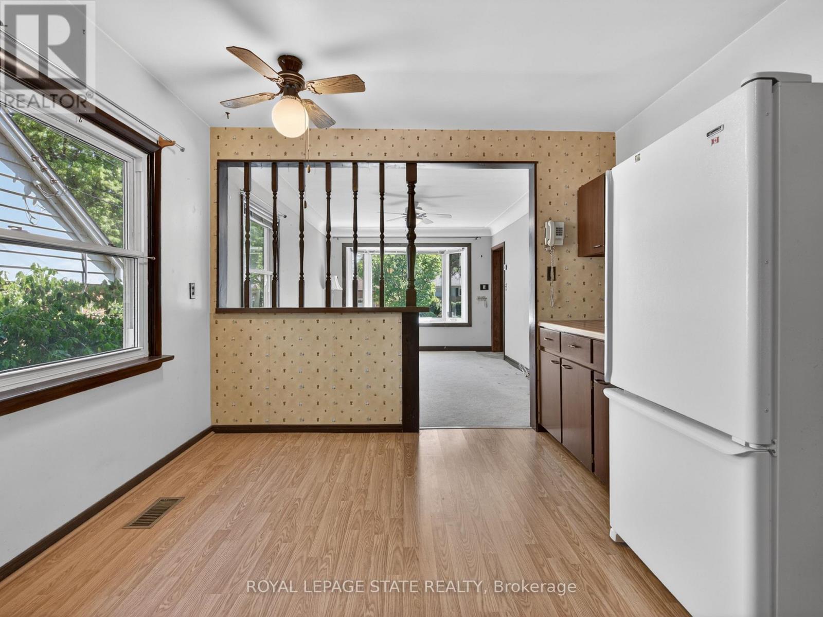 16 BRODICK STREET - 9