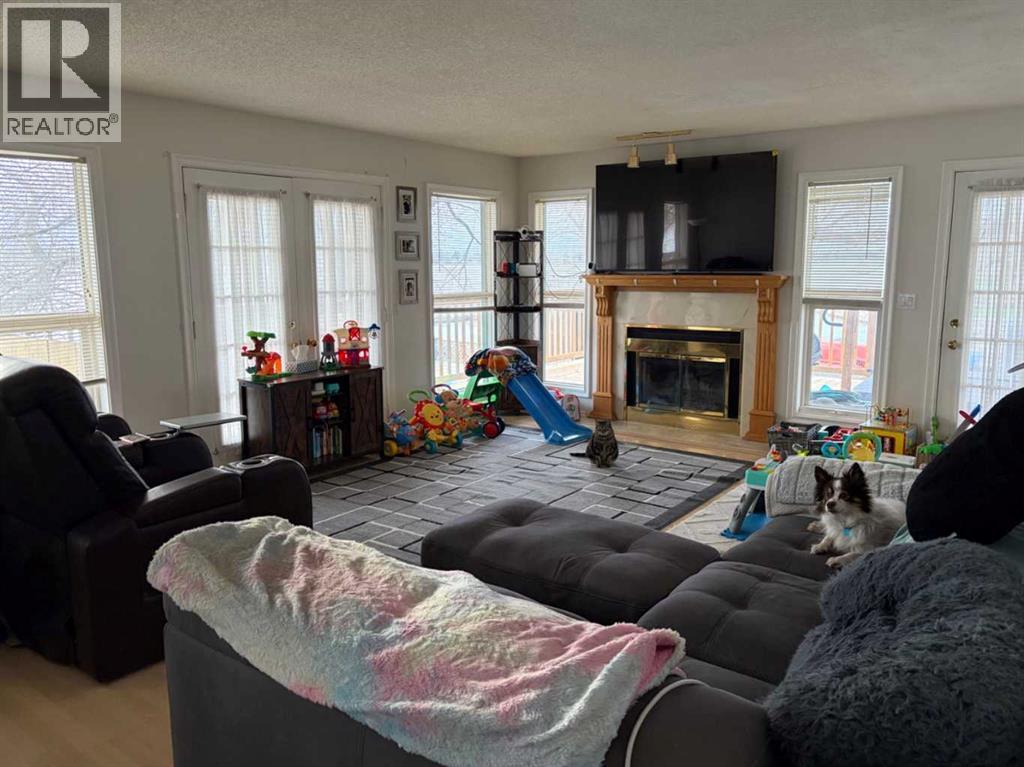 1065 East Chestermere Drive - 24