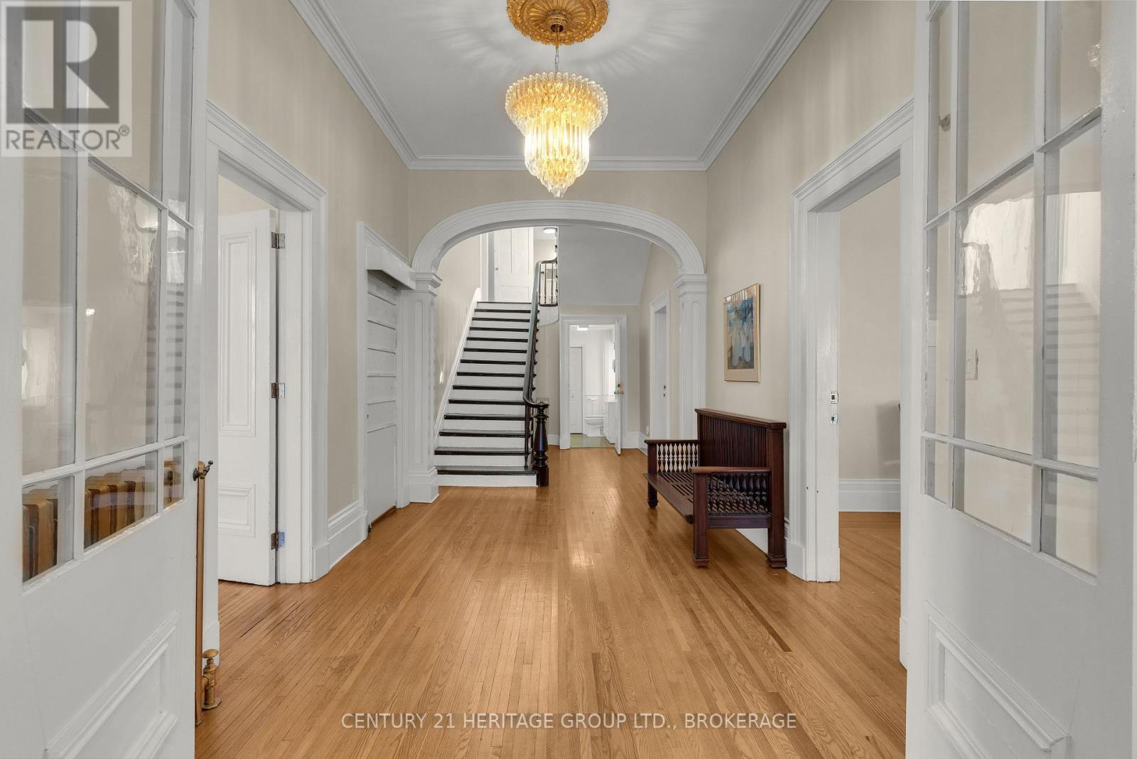 389 KING STREET - 9