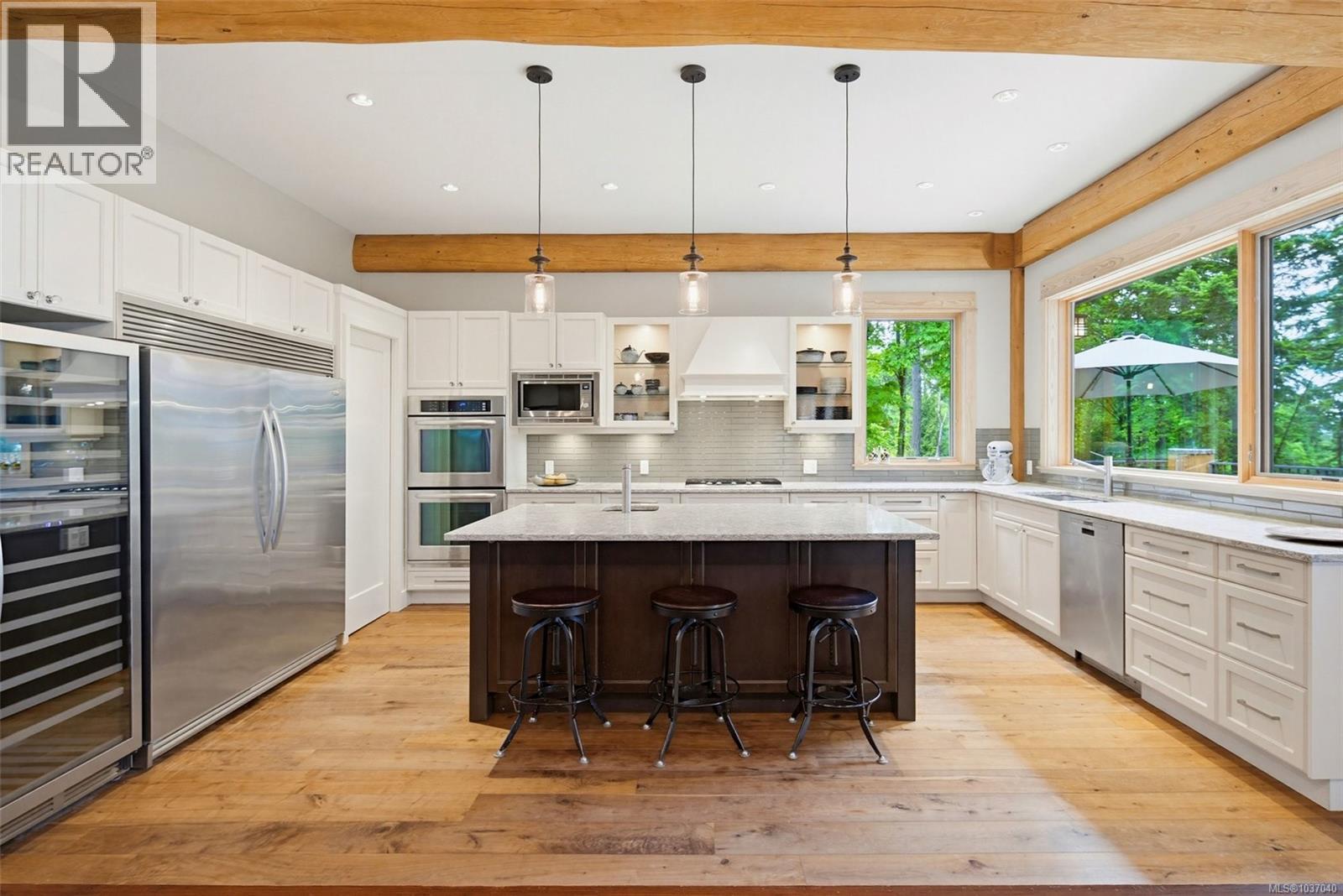 1291 Benvenuto Ave, Central Saanich