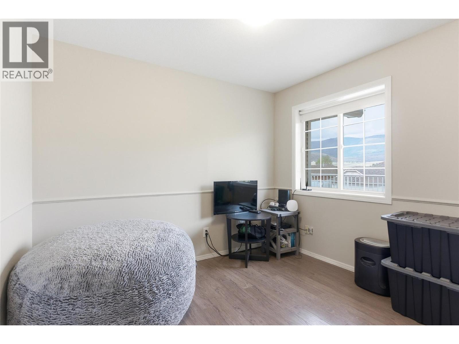 1229 VISTA HEIGHTS Drive - 20