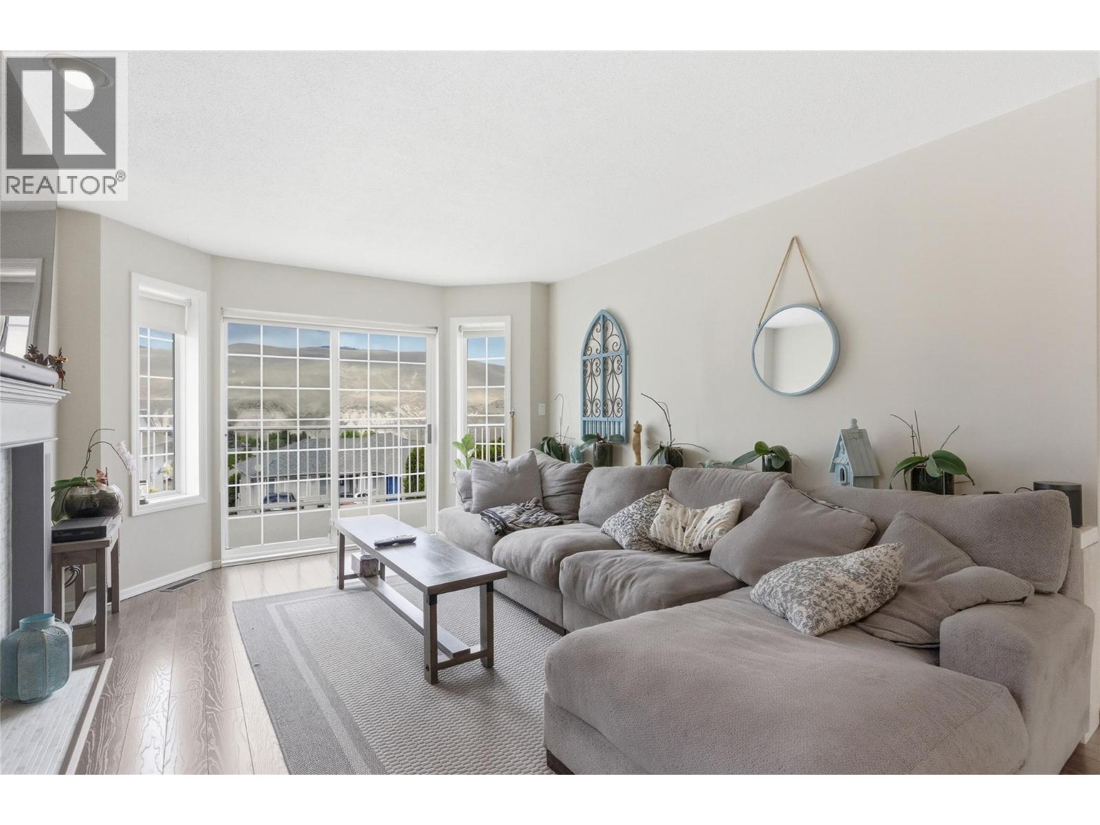 1229 VISTA HEIGHTS Drive - 12