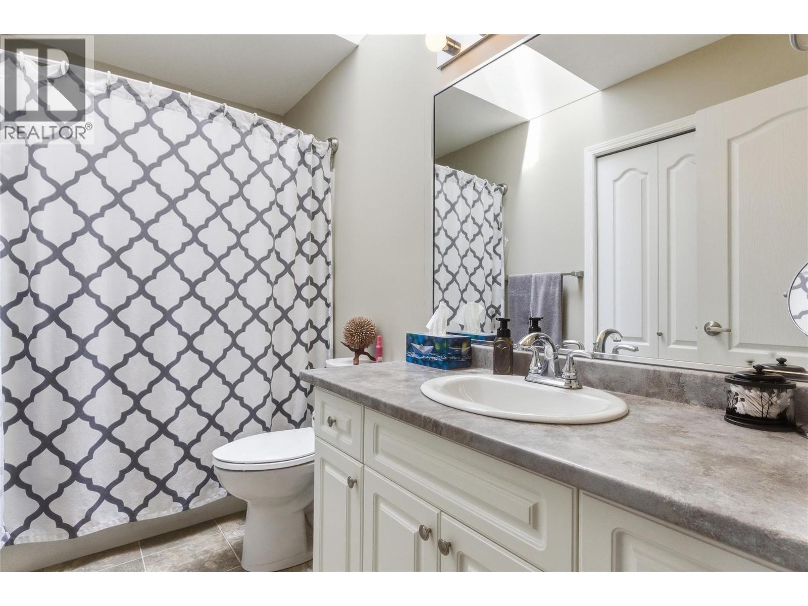1229 VISTA HEIGHTS Drive - 19