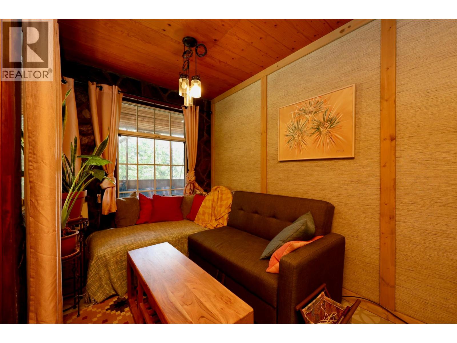 #1, 2, 3, 486 CHAMPAGNE Road - 6