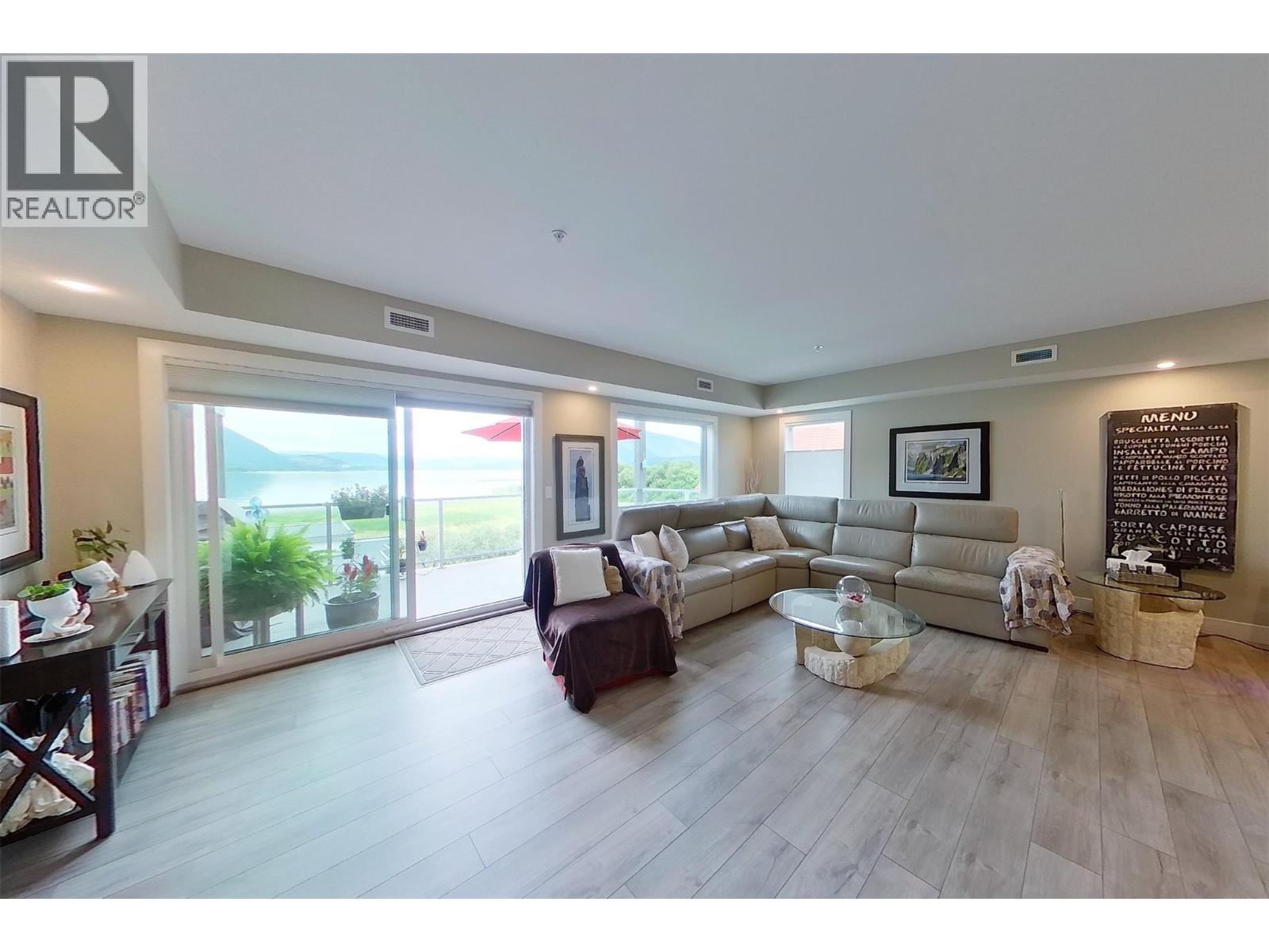 #503 131 Harbourfront Drive NE - 20