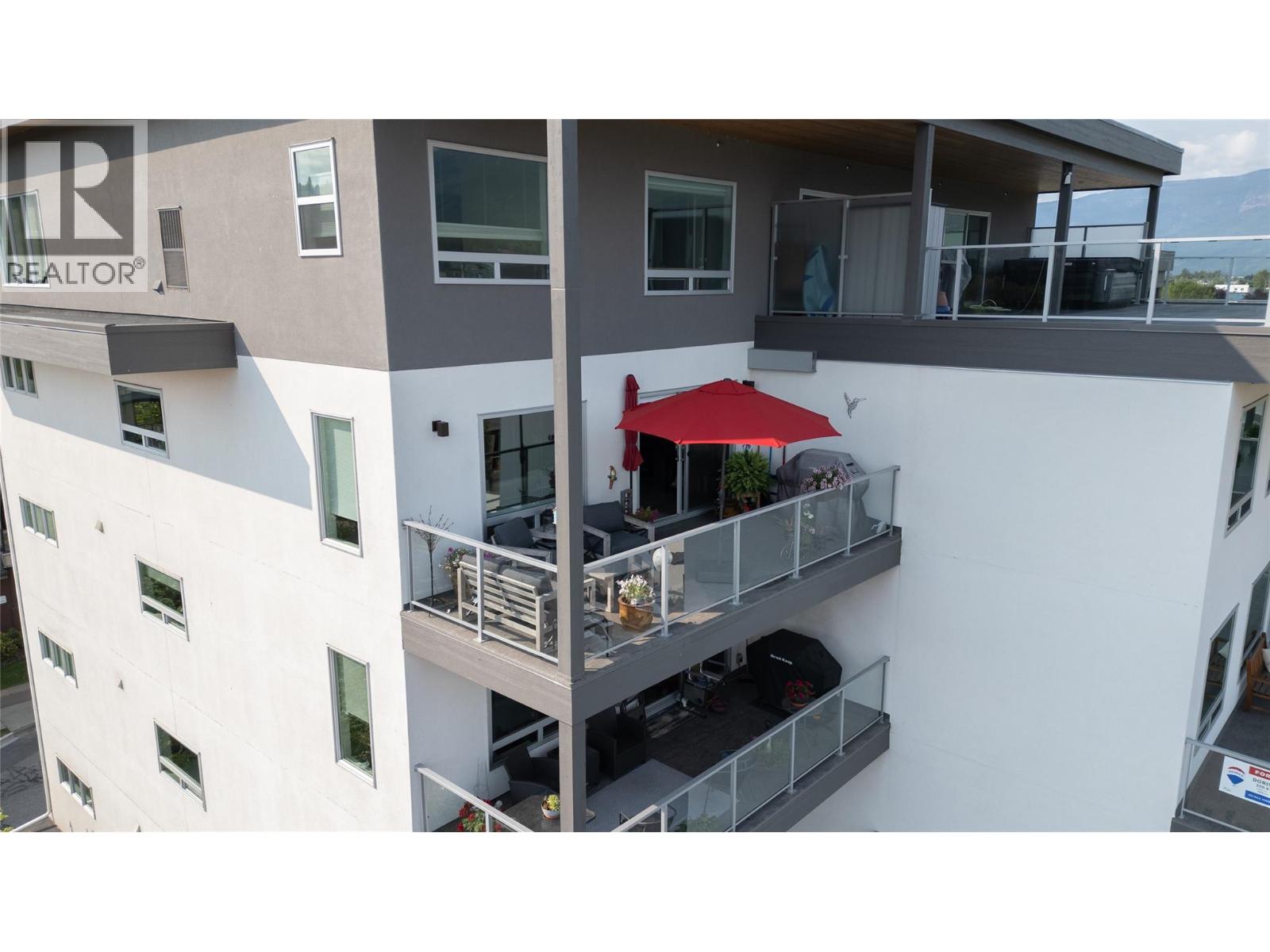 #503 131 Harbourfront Drive NE - 39