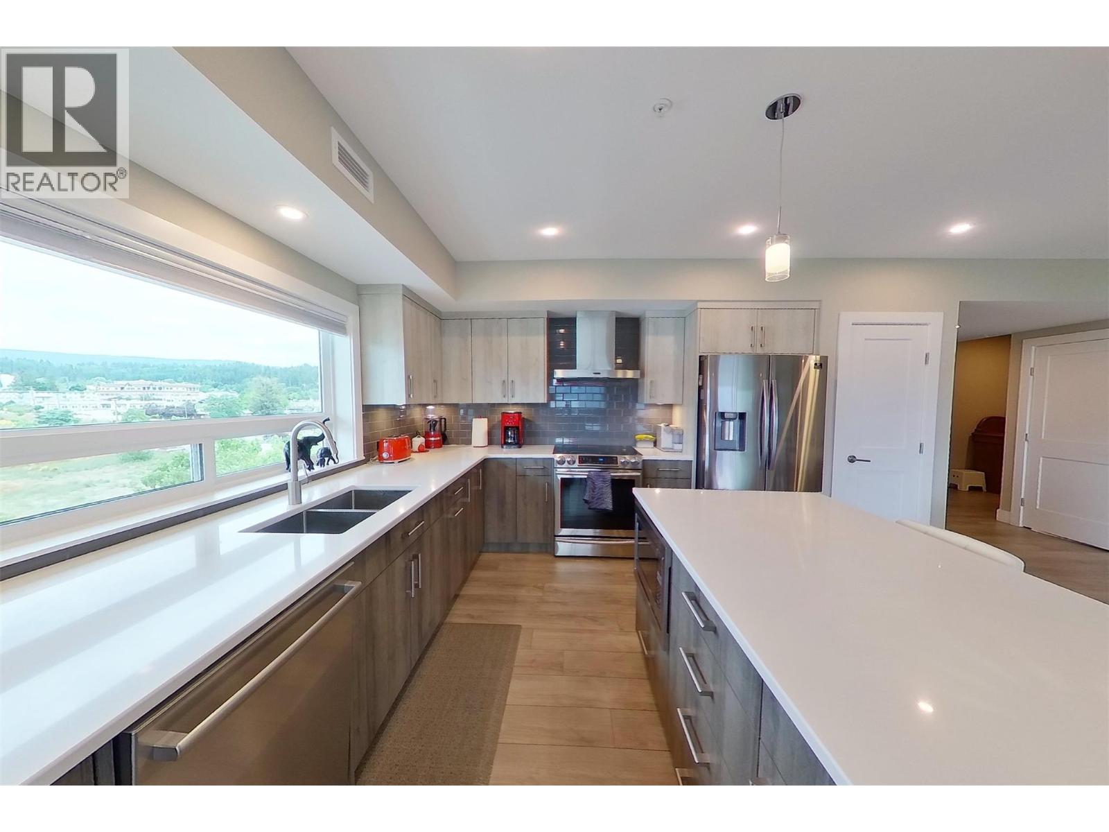 131 Harbourfront Drive NE Unit# 503, Salmon Arm