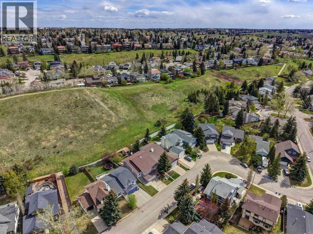 36 Hawksley Crescent NW - 30