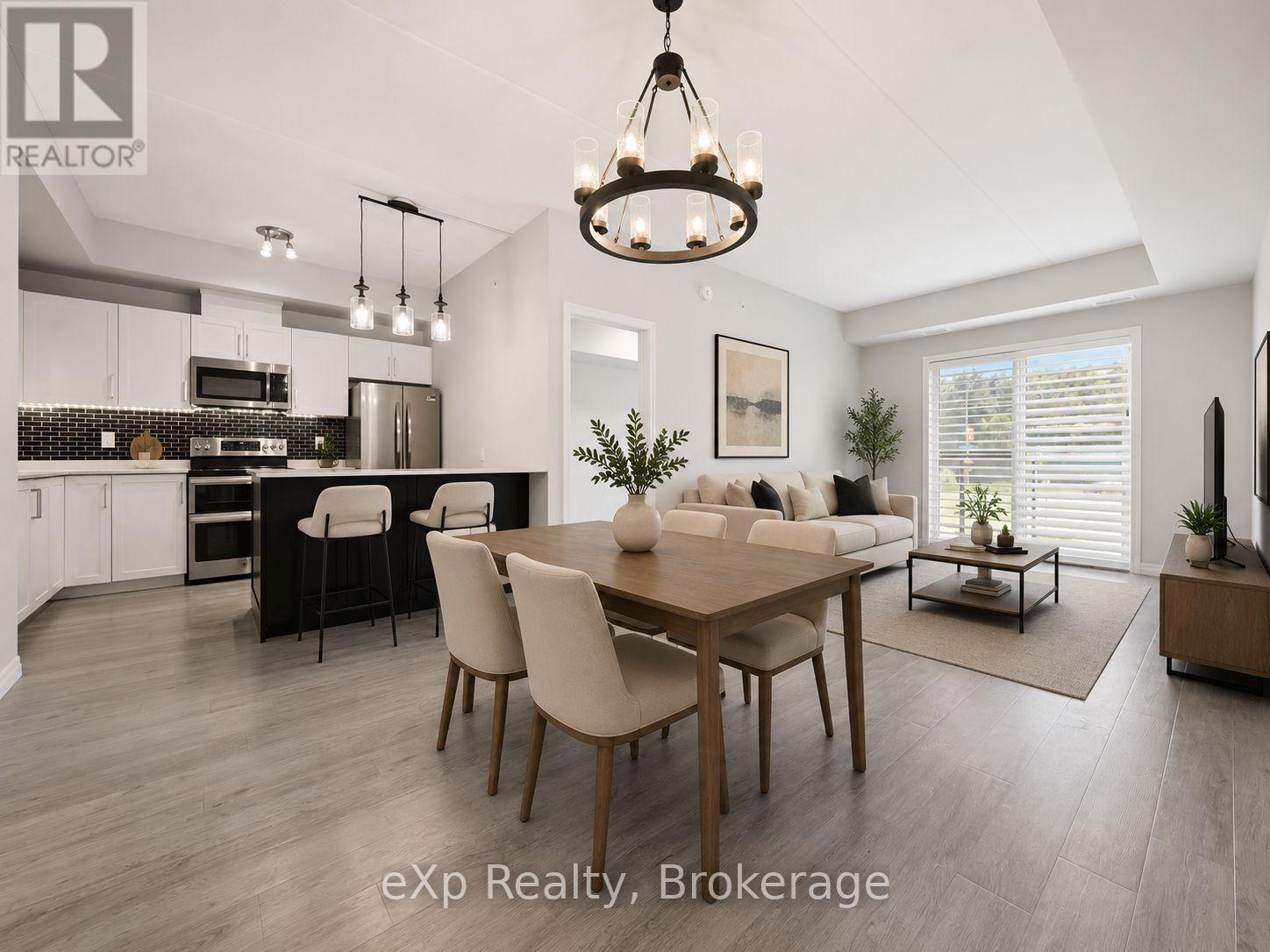#214 35 KINGSBURY SQUARE - 8