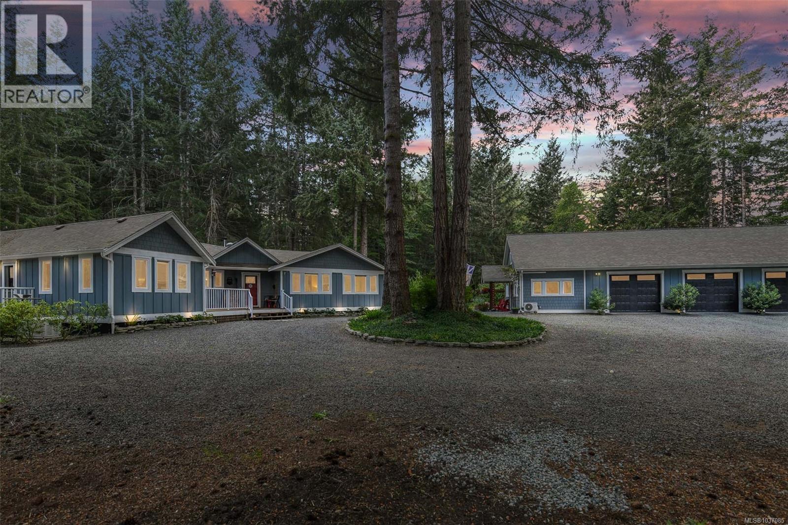 325 Bates Dr - 2
