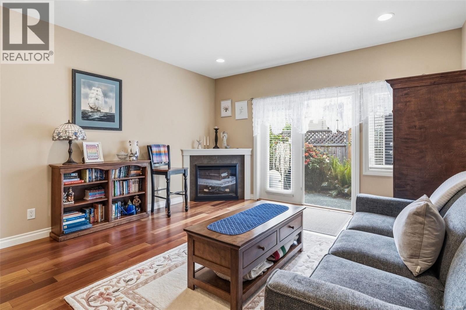 #2 9625 Fifth St - 2