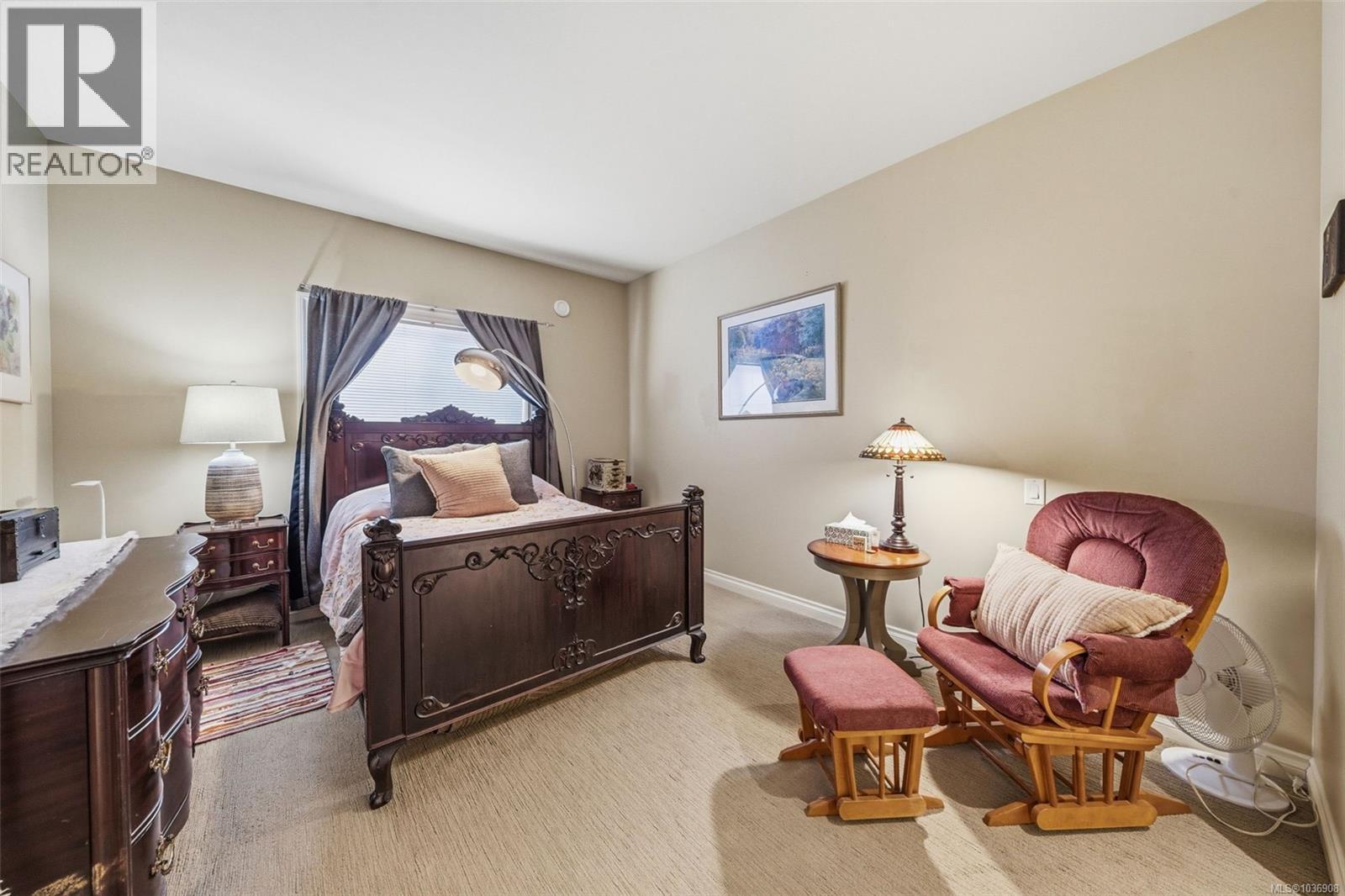 #2 9625 Fifth St - 10