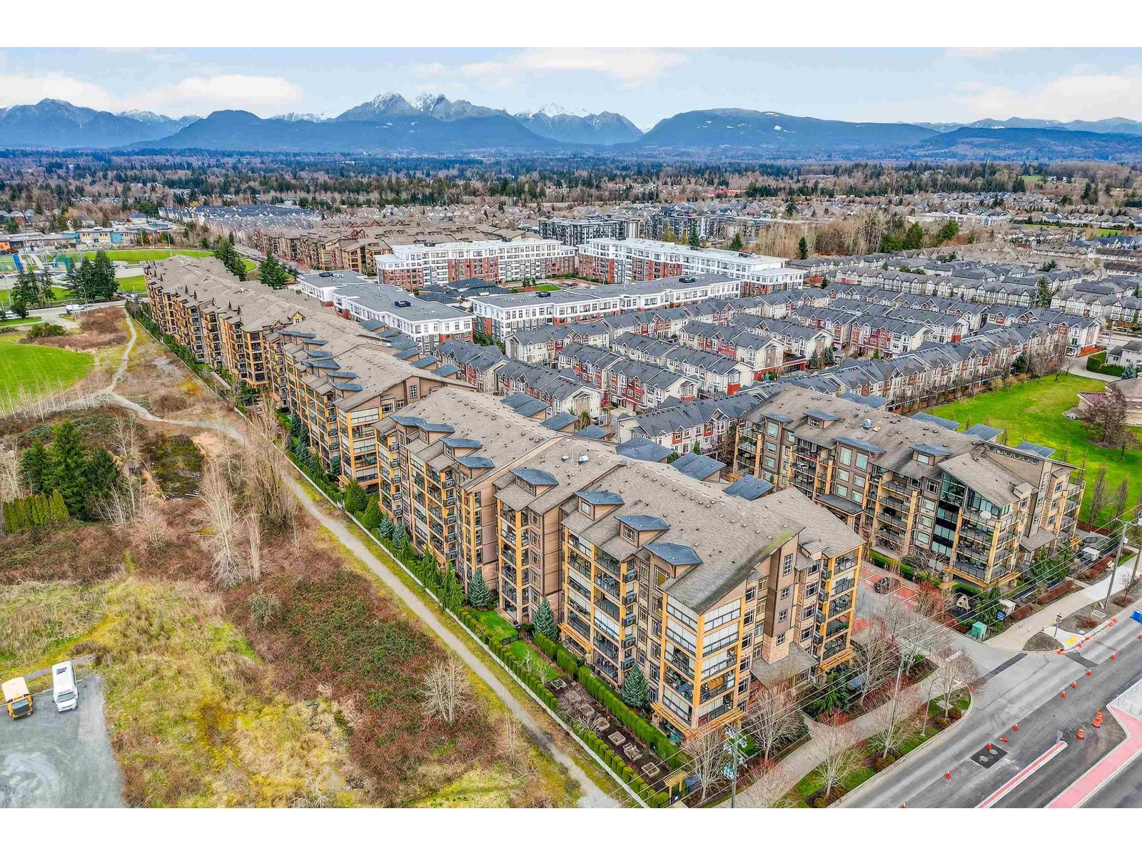 207 8067 207 STREET, Langley